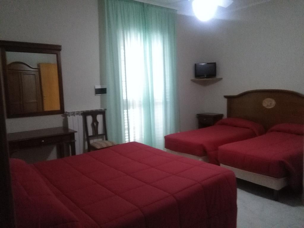 Albergo Villa Bianca San Giovanni Rotondo Exterior foto