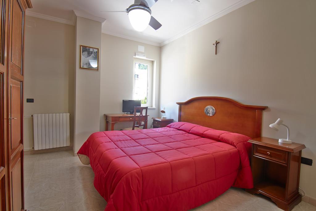 Albergo Villa Bianca San Giovanni Rotondo Cameră foto